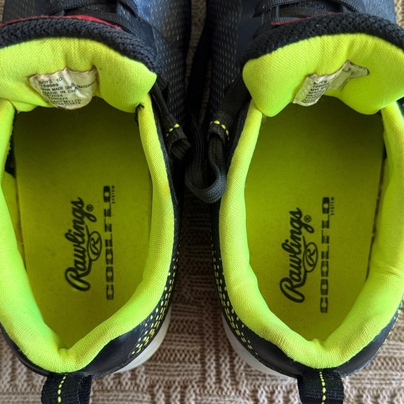 Rawlings Black and Neon Green Kids' Athletic Cleats - Picture 9 of 9